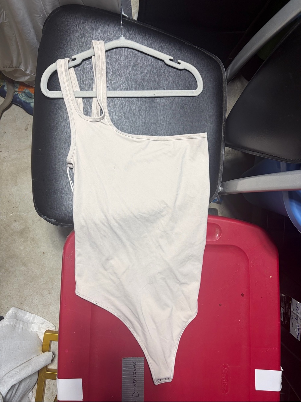 Abercrombie & Fitch Cream One-Shoulder women’s Bodysuit